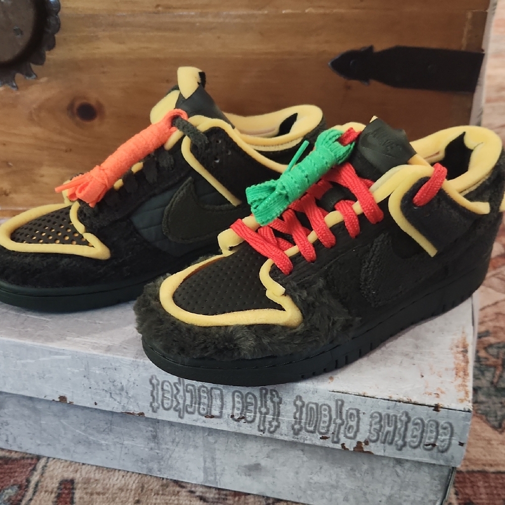 Nike SWAP SPONGE DUNK